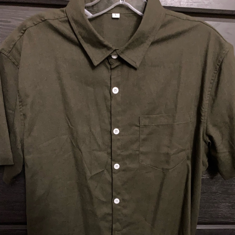 MENS BUTTON DOWN SHIRT